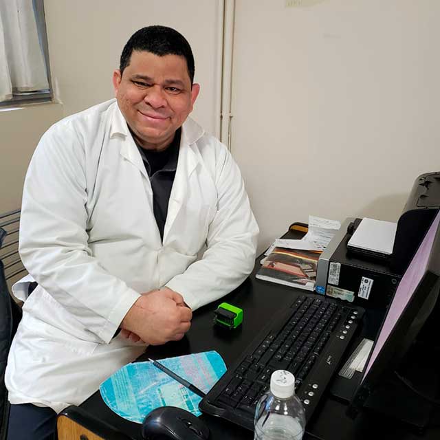 Dr. Luis Ortiz Mateus<br>(Colombia)